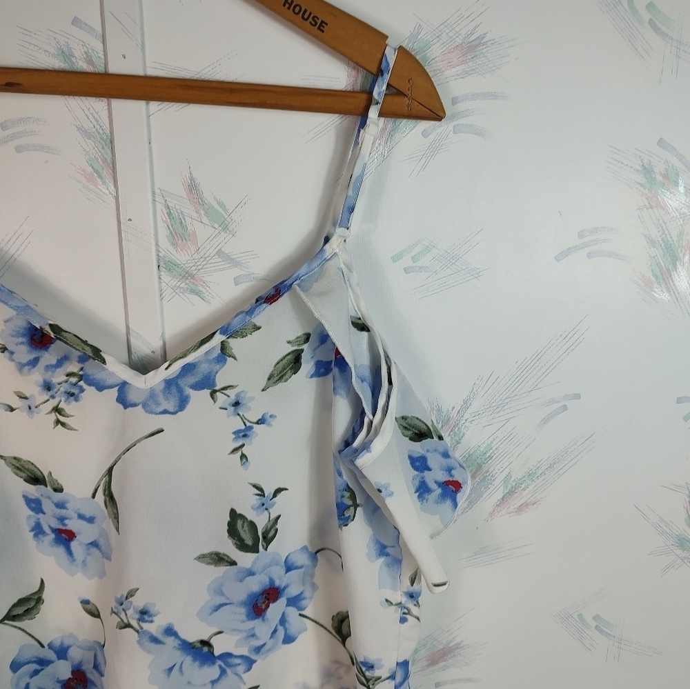 Shein Floral Cold Shoulder Top - Picture 9 of 10